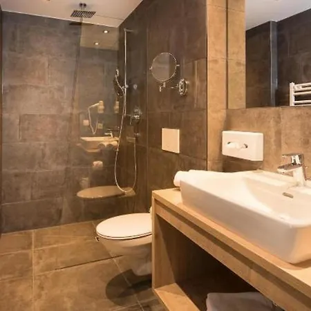 Apartament 2bdr In The Lovely Ischgl- If You Want To Book, Please Contact On Wh-ats-app - 0034-656-619-782 !!!!